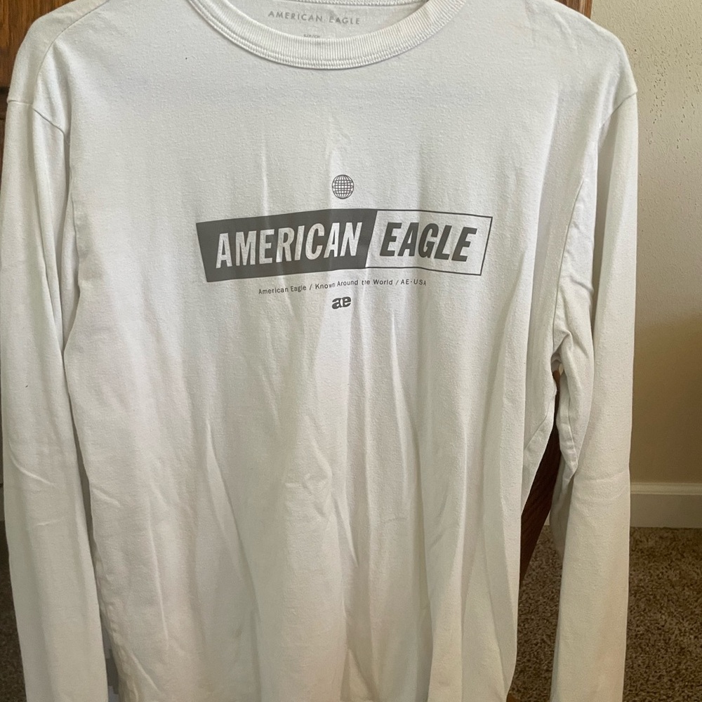 American eagle long sleeve shirt size small